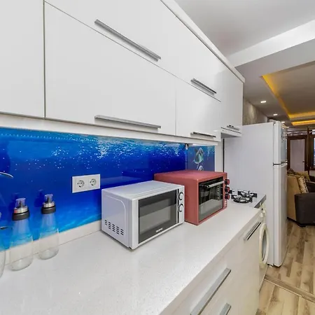 Flat Near In Muratpasa Antalya