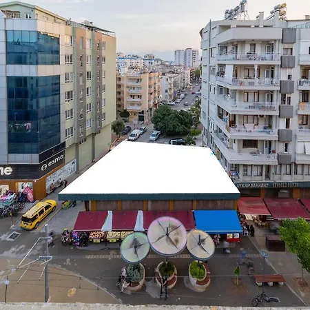 Flat Near In Muratpasa *